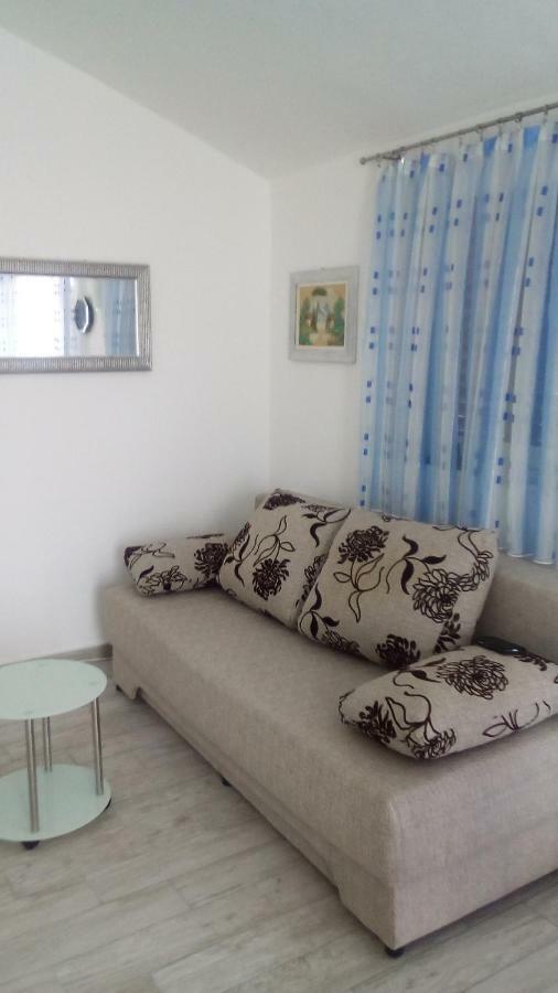 Apartment Tihana ラヴニ エクステリア 写真
