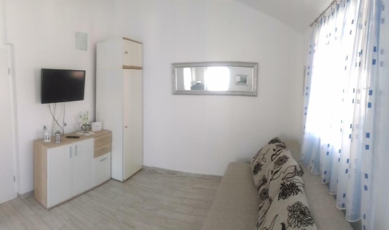 Apartment Tihana ラヴニ エクステリア 写真