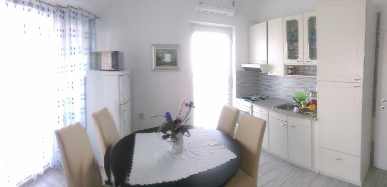 Apartment Tihana ラヴニ エクステリア 写真